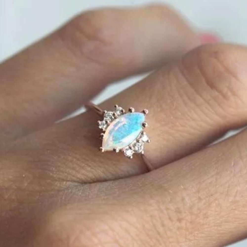 NEW 18K ROSE GOLD OPAL RING, CUTE RING, SHINY RING. - Picture 3 of 6